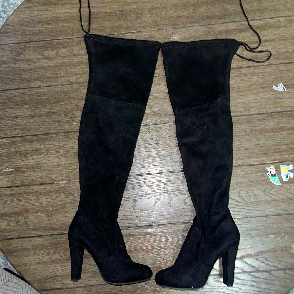 Knee High boots 5.5 - Women’s